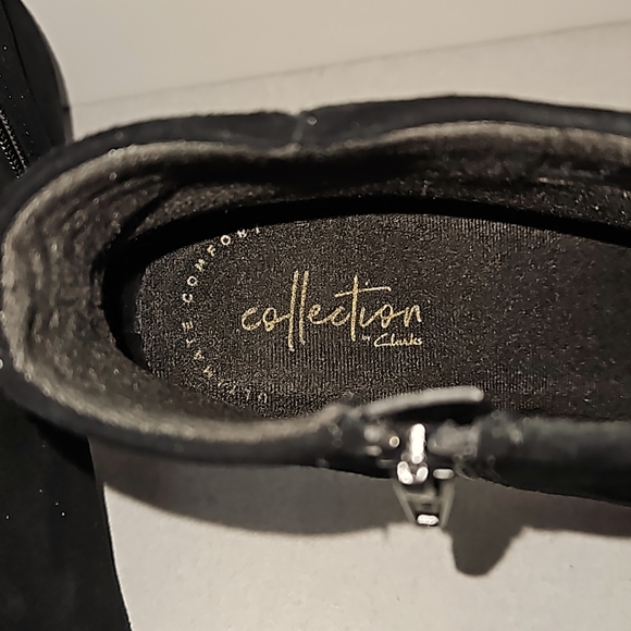 Clarks Booties - Picture 5 of 5